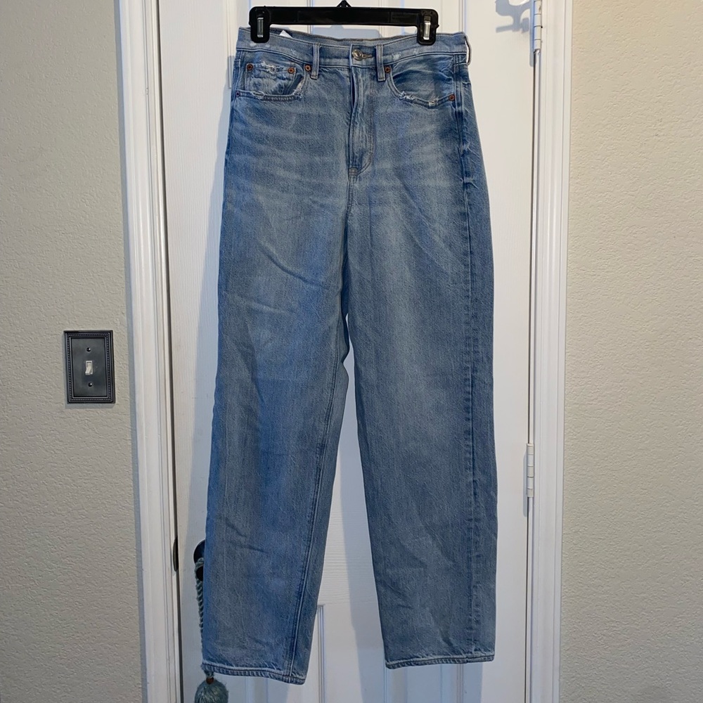 American Eagle Women’s Light Denim Jeans